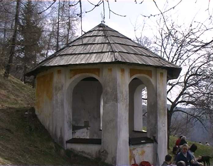 Slika: Kapelica 8P pod L384